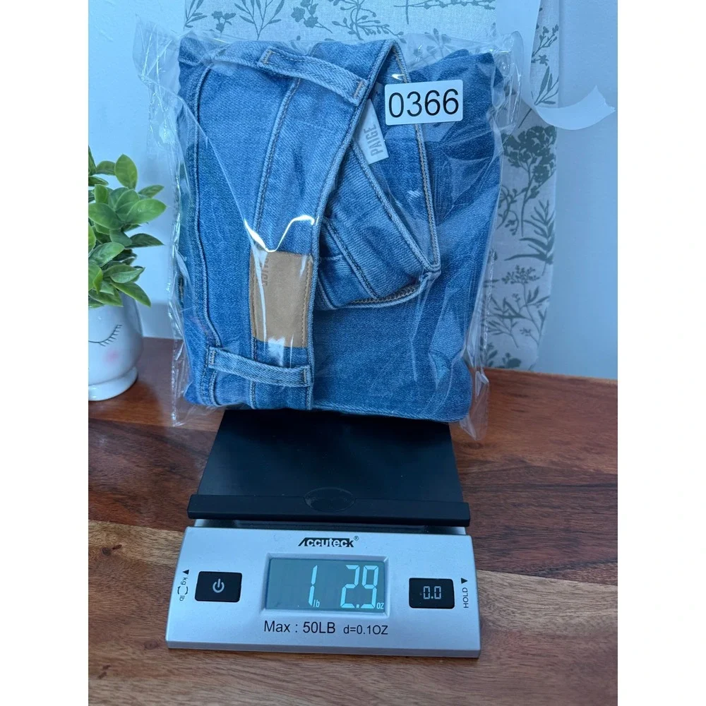 Paige‎ Cindy High Rise Straight Leg Distressed Blue Jeans Size 28